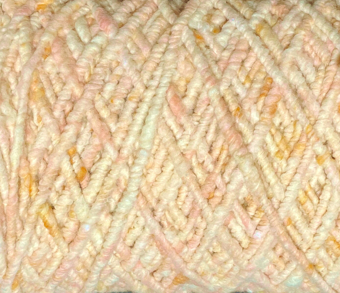 Pastellgelb meliert