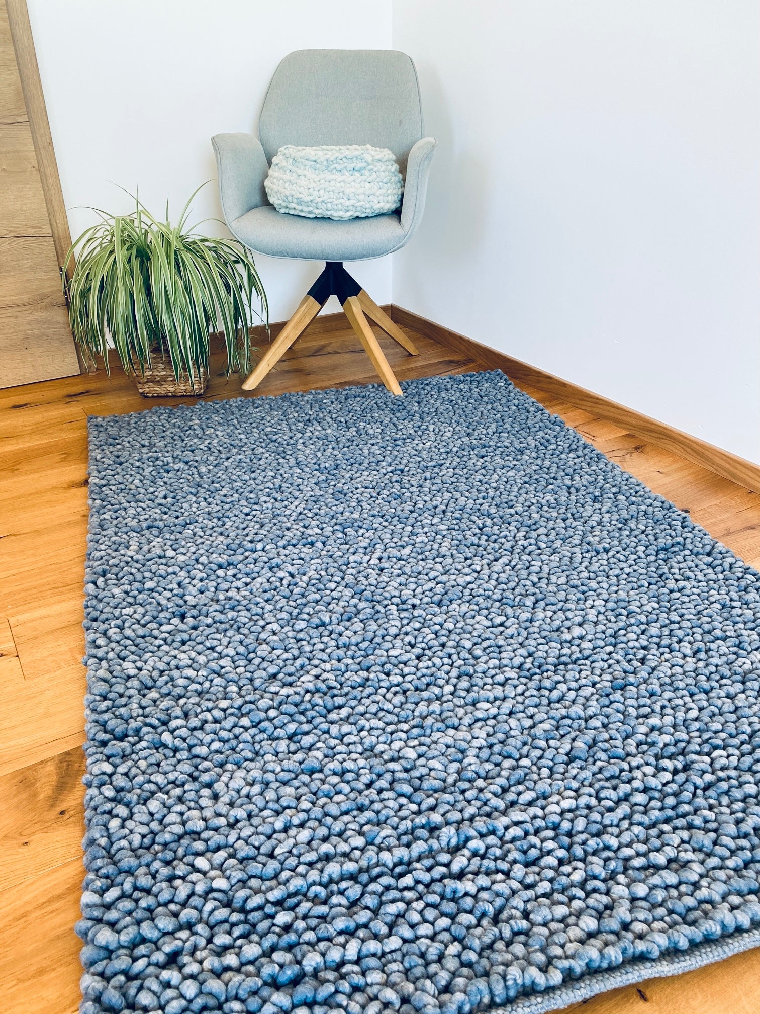 Teppich mit Schlingen, blau meliert