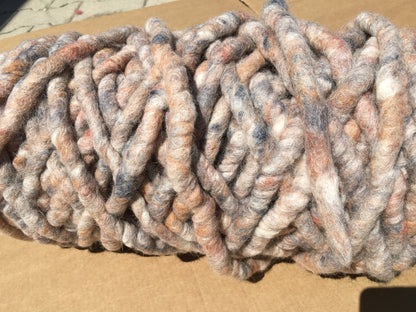 Nuss-/Rostbraun dick gefilzt