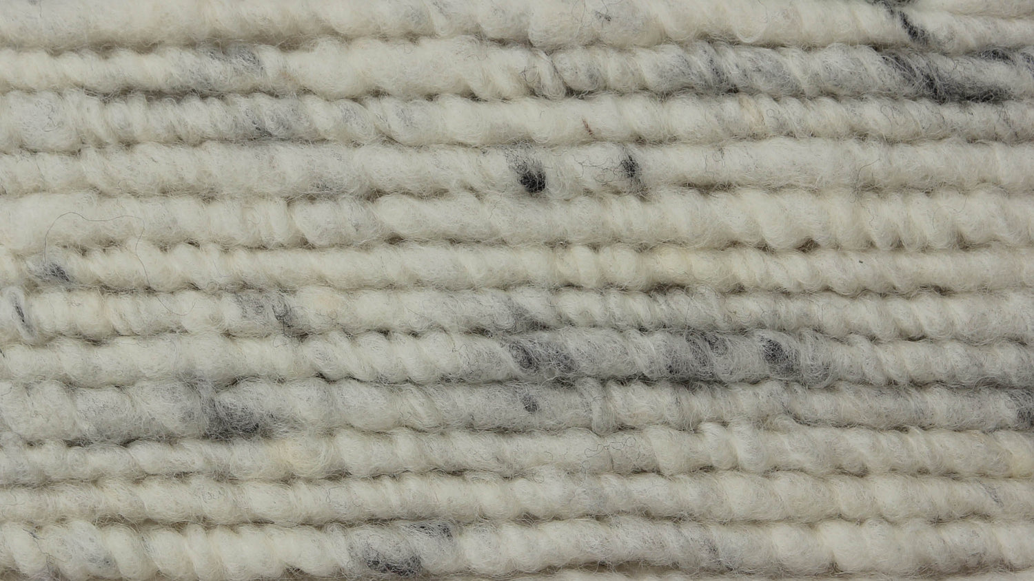 Weiß mit Schwarz